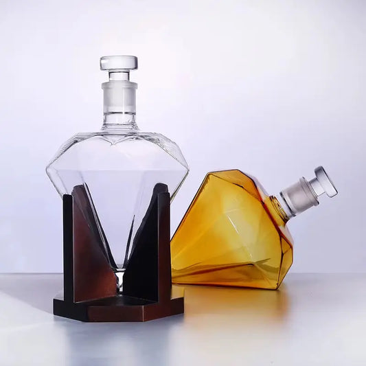 850ml Diamond Whiskey Decanter Bottle with Wooden Base