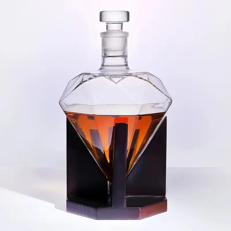 850ml Diamond Whiskey Decanter Bottle with Wooden Base