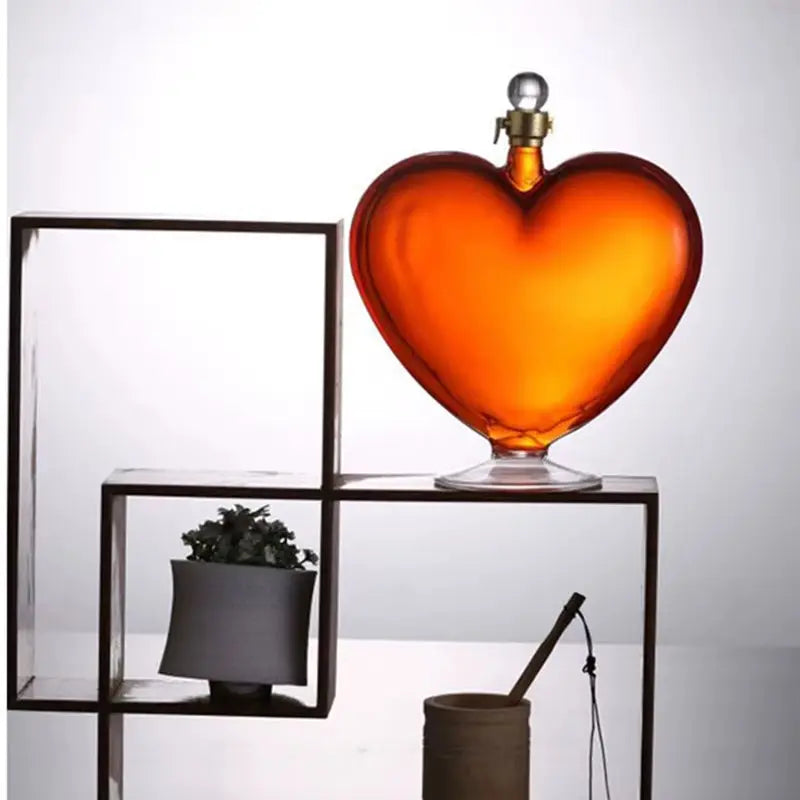 Heart-Shaped Borosilicate Glass Wine Dispenser